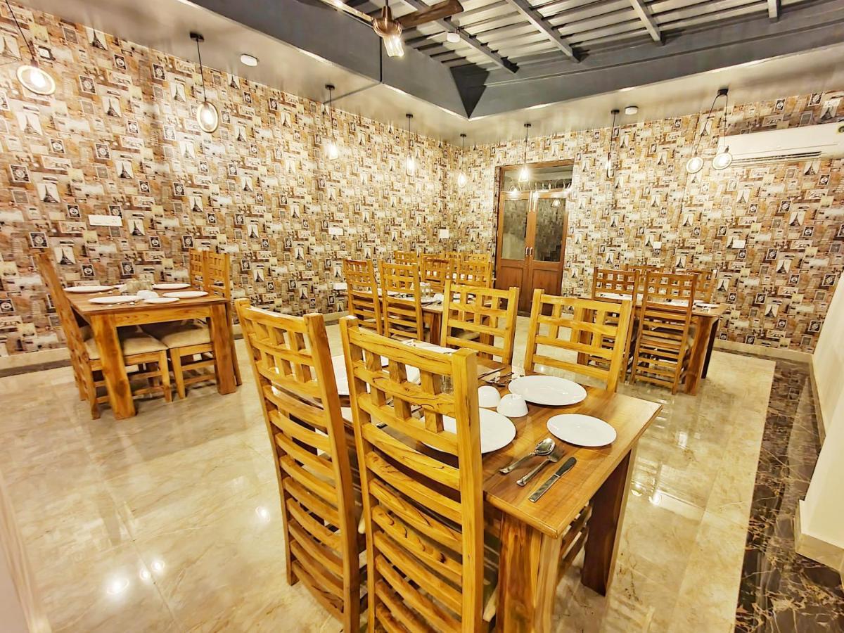 The Park Residency Hotel เดห์ราดุน ภายนอก รูปภาพ