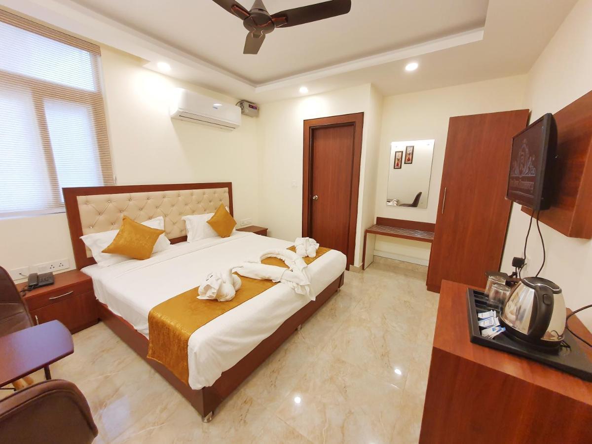 The Park Residency Hotel เดห์ราดุน ภายนอก รูปภาพ